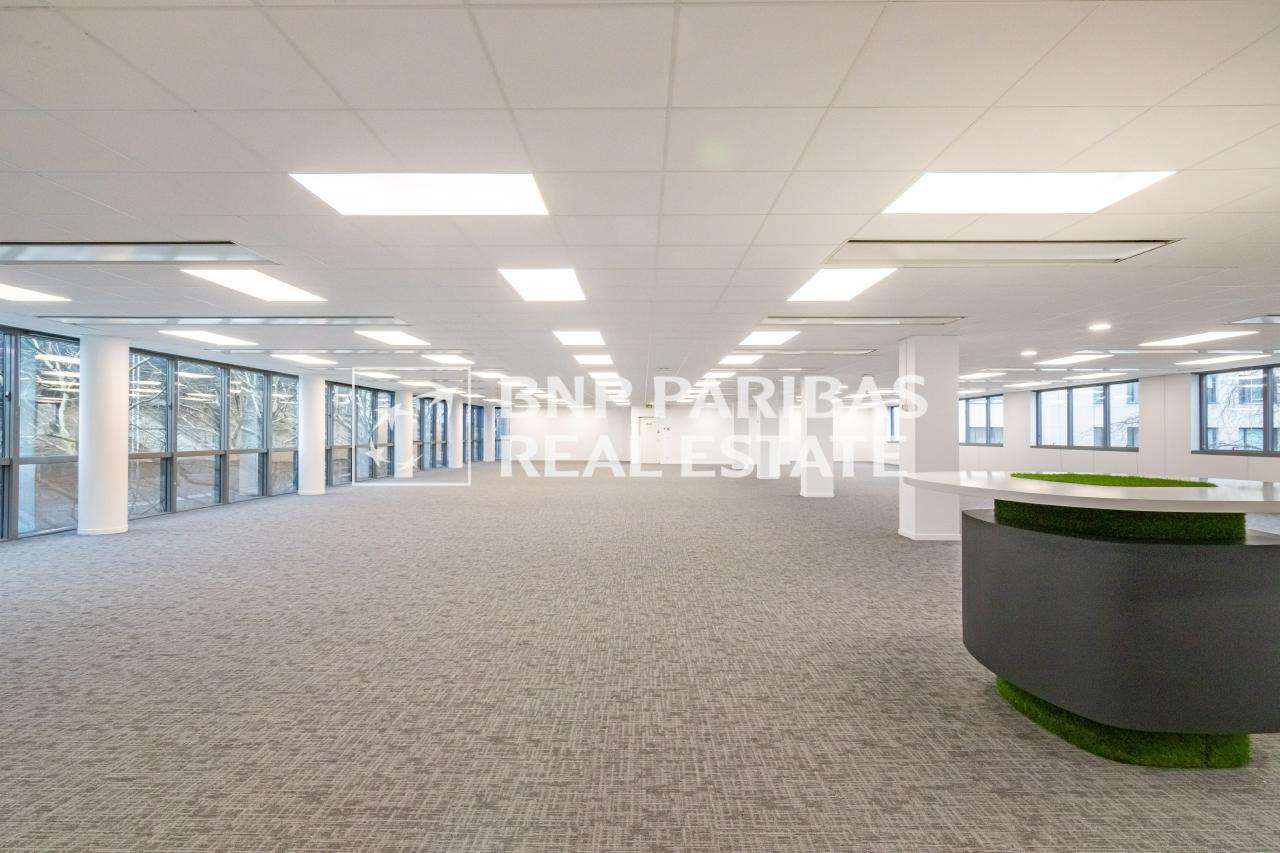 Bureau Saint-Denis 3332m² Location bureau Saint-Denis Seine-Saint-Denis OLBUR2106843 1